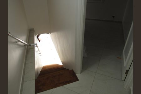 Casa à venda com 450m², 5 quartos e 4 vagasSuíte Independente