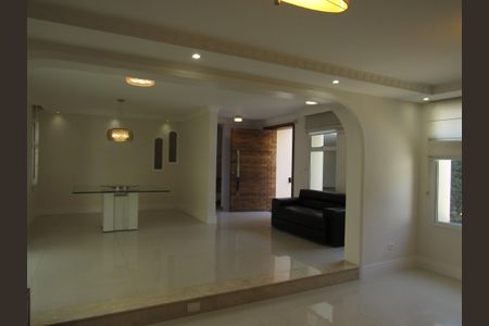 Casa à venda com 450m², 5 quartos e 4 vagasSala de Estar