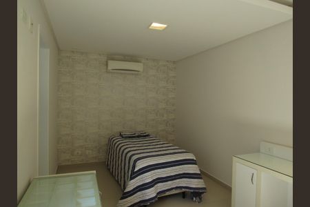 Casa à venda com 450m², 5 quartos e 4 vagasSuíte 4