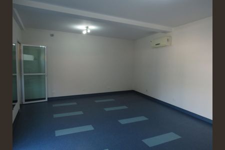 Casa à venda com 450m², 5 quartos e 4 vagasAcademia