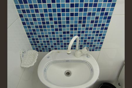 Casa à venda com 450m², 5 quartos e 4 vagasBanheiro de Serviço