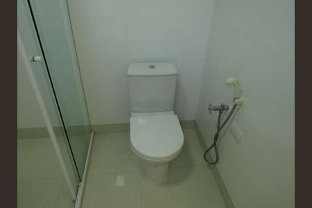 Casa à venda com 450m², 5 quartos e 4 vagasBanheiro da Suíte 4