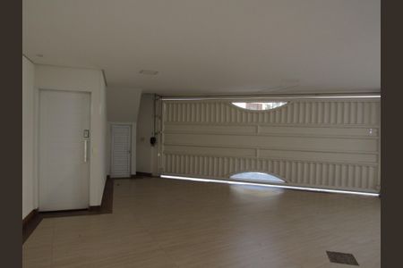 Casa à venda com 450m², 5 quartos e 4 vagasGaragem