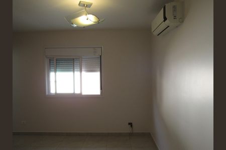Casa à venda com 450m², 5 quartos e 4 vagasSuíte Independente