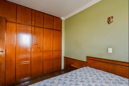 Apartamento à venda com 125m², 3 quartos e 2 vagasQuarto 2