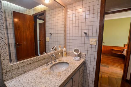 Apartamento à venda com 125m², 3 quartos e 2 vagasBanheiro Social