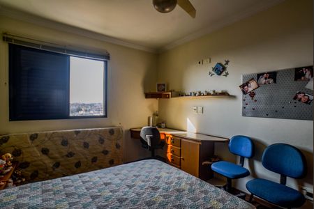 Apartamento à venda com 125m², 3 quartos e 2 vagasQuarto 2