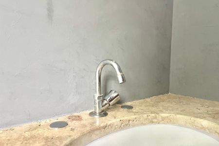 Apartamento à venda com 80m², 2 quartos e sem vaga Apartamento à venda com 80m², 2 quartos e sem vagaBanheiro