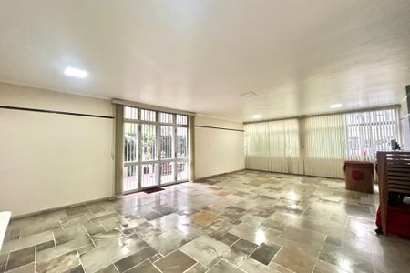 Apartamento à venda com 80m², 2 quartos e sem vaga Apartamento à venda com 80m², 2 quartos e sem vagaÁrea comum - Salão de festas