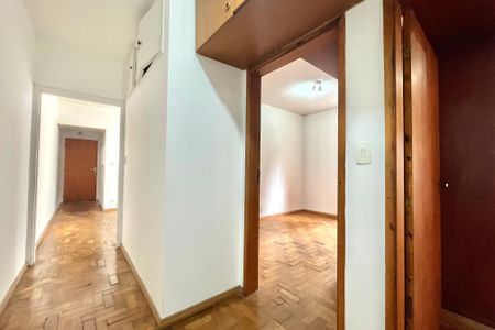 Apartamento à venda com 80m², 2 quartos e sem vaga Apartamento à venda com 80m², 2 quartos e sem vagaCorredor
