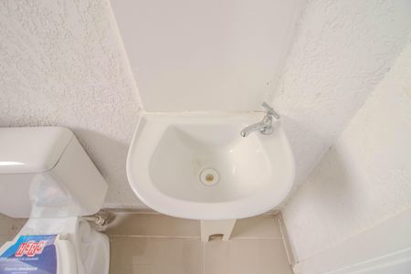 Apartamento à venda com 40m², 2 quartos e 1 vaga Apartamento à venda com 40m², 2 quartos e 1 vagaBanheiro