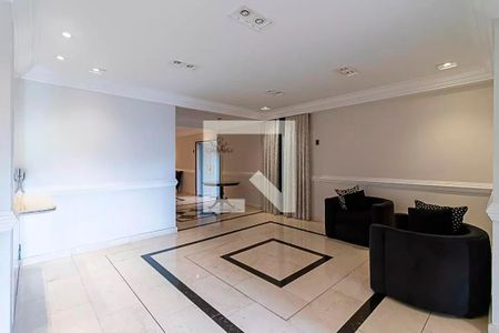 Apartamento à venda com 189m², 3 quartos e 4 vagas Apartamento à venda com 189m², 3 quartos e 4 vagasHall