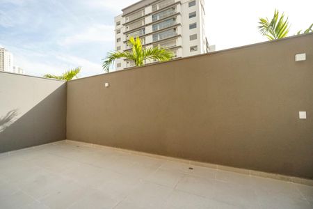 Apartamento à venda com 140m², 3 quartos e 2 vagas Apartamento à venda com 140m², 3 quartos e 2 vagasVista do Quarto 2