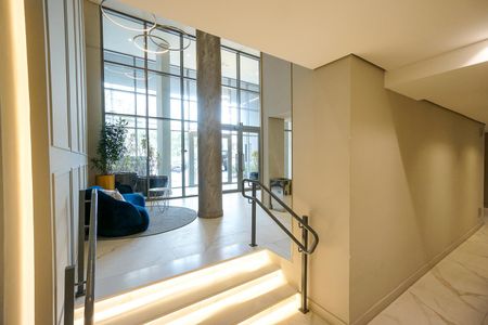 Apartamento à venda com 140m², 3 quartos e 2 vagas Apartamento à venda com 140m², 3 quartos e 2 vagasHall social