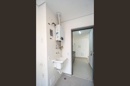 Apartamento à venda com 140m², 3 quartos e 2 vagas Apartamento à venda com 140m², 3 quartos e 2 vagasÁrea de serviço