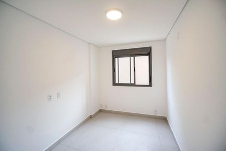 Apartamento à venda com 140m², 3 quartos e 2 vagas Apartamento à venda com 140m², 3 quartos e 2 vagasQuarto 2