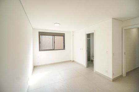 Apartamento à venda com 140m², 3 quartos e 2 vagas Apartamento à venda com 140m², 3 quartos e 2 vagasSuíte