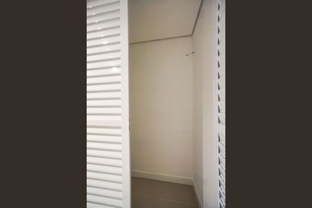 Apartamento à venda com 140m², 3 quartos e 2 vagas Apartamento à venda com 140m², 3 quartos e 2 vagasDeposito