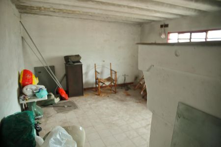 Casa à venda com 308m², 1 quarto e 2 vagasDepósito