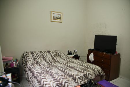 Casa à venda com 308m², 1 quarto e 2 vagasQuarto