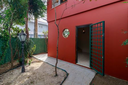 Casa para alugar com 142m², 3 quartos e 1 vagaQuintal