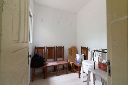 Casa à venda com 150m², 4 quartos e 2 vagas Casa à venda com 150m², 4 quartos e 2 vagasQuarto de Serviço