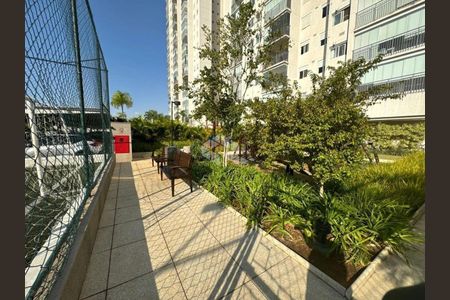 Apartamento à venda com 2 quartos, 60m² em Vila Anastácio, São Paulo