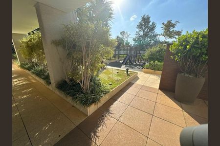 Apartamento à venda com 2 quartos, 60m² em Vila Anastácio, São Paulo