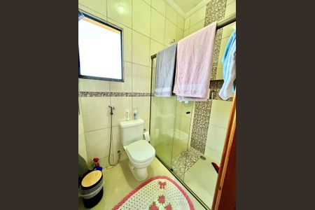 Casa à venda com 182m², 3 quartos e 4 vagas Casa à venda com 182m², 3 quartos e 4 vagasBanheiro