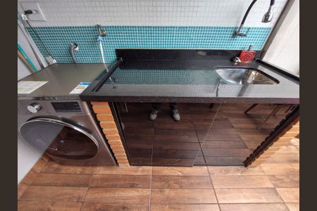 Casa à venda com 147m², 3 quartos e 2 vagas Casa à venda com 147m², 3 quartos e 2 vagasÁrea de Serviço