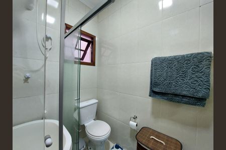 Casa à venda com 147m², 3 quartos e 2 vagas Casa à venda com 147m², 3 quartos e 2 vagasBanheiro 1