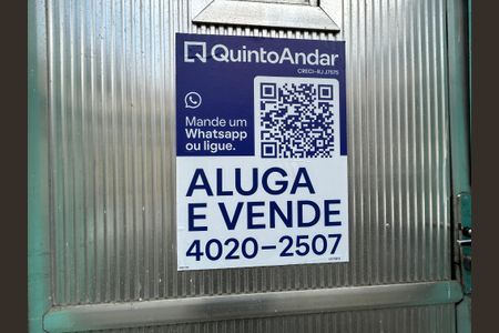 Casa à venda com 180m², 5 quartos e 1 vagaPlaca UCYM-5