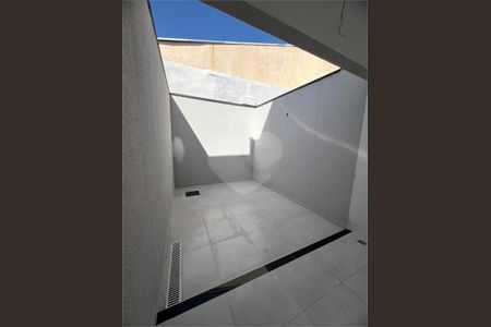 Casa à venda com 110m², 3 quartos e 2 vagas