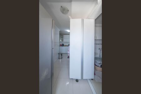 Apartamento à venda com 76m², 3 quartos e 1 vagaBanheiro de Serviço