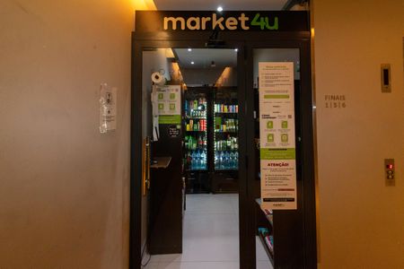 Studio à venda com 45m², 1 quarto e 1 vaga Studio à venda com 45m², 1 quarto e 1 vagaÁrea comum