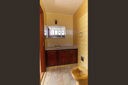 Apartamento à venda com 128m², 3 quartos e 1 vaga Apartamento à venda com 128m², 3 quartos e 1 vagaBanheiro da Suíte