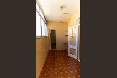 Apartamento à venda com 128m², 3 quartos e 1 vaga Apartamento à venda com 128m², 3 quartos e 1 vagaÁrea de Serviço