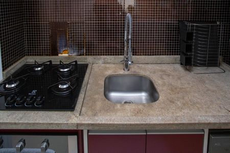 Apartamento à venda com 105m², 3 quartos e 2 vagasCozinha