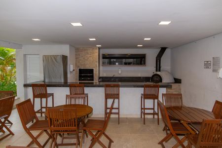 Apartamento à venda com 105m², 3 quartos e 2 vagasChurrasqueira