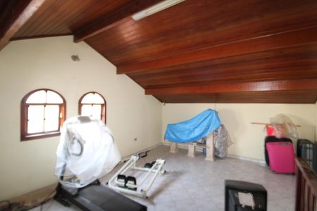 Casa à venda com 169m², 4 quartos e 3 vagasQuarto 2