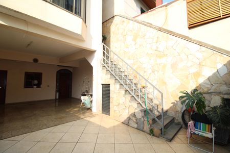 Casa à venda com 169m², 4 quartos e 3 vagasGaragem