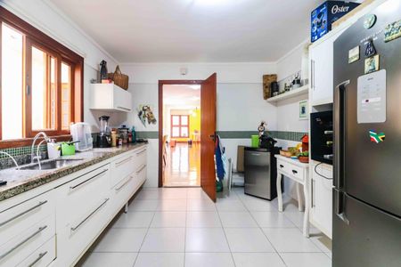 Casa à venda com 138m², 4 quartos e 2 vagas Casa à venda com 138m², 4 quartos e 2 vagasCozinha