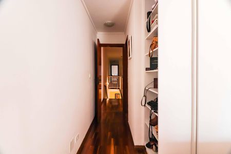 Casa à venda com 138m², 4 quartos e 2 vagas Casa à venda com 138m², 4 quartos e 2 vagasSuíte