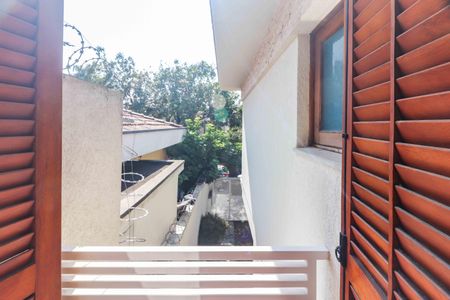 Casa à venda com 138m², 4 quartos e 2 vagas Casa à venda com 138m², 4 quartos e 2 vagasQuarto 1