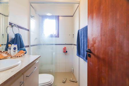 Casa à venda com 138m², 4 quartos e 2 vagas Casa à venda com 138m², 4 quartos e 2 vagasBanheiro Social