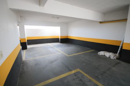 Apartamento para alugar com 50m², 1 quarto e 1 vaga Apartamento para alugar com 50m², 1 quarto e 1 vagaGaragem