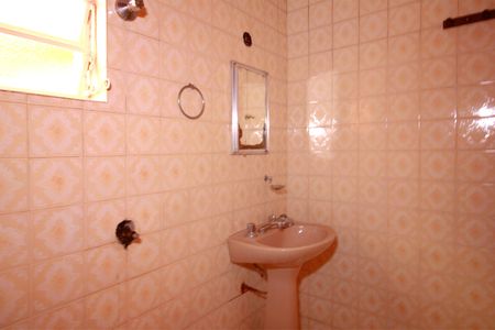 Casa à venda com 508m², 4 quartos e 2 vagasBanheiro Social