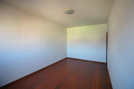 Casa à venda com 508m², 4 quartos e 2 vagasQuarto 3