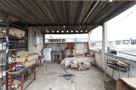 Casa à venda com 1m², 2 quartos e 2 vagas Casa à venda com 1m², 2 quartos e 2 vagasCobertura