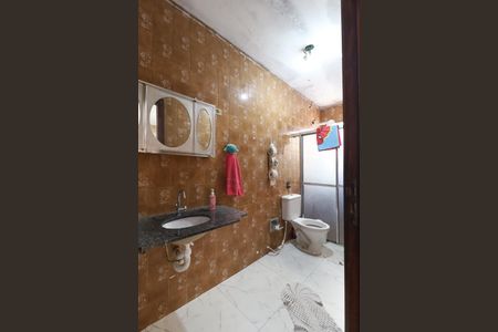 Casa à venda com 1m², 2 quartos e 2 vagas Casa à venda com 1m², 2 quartos e 2 vagasBanheiro